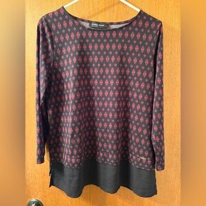 Ivanka Trump top Geometric Liquid Knit top M Black Burgundy